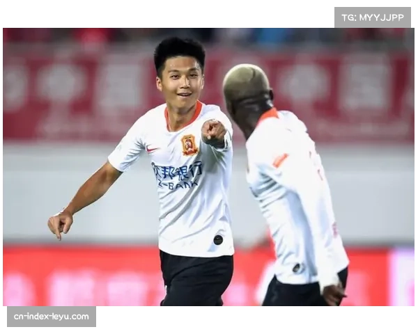 黄蜂攻防效率全面领先 争冠球队特质逐渐显现